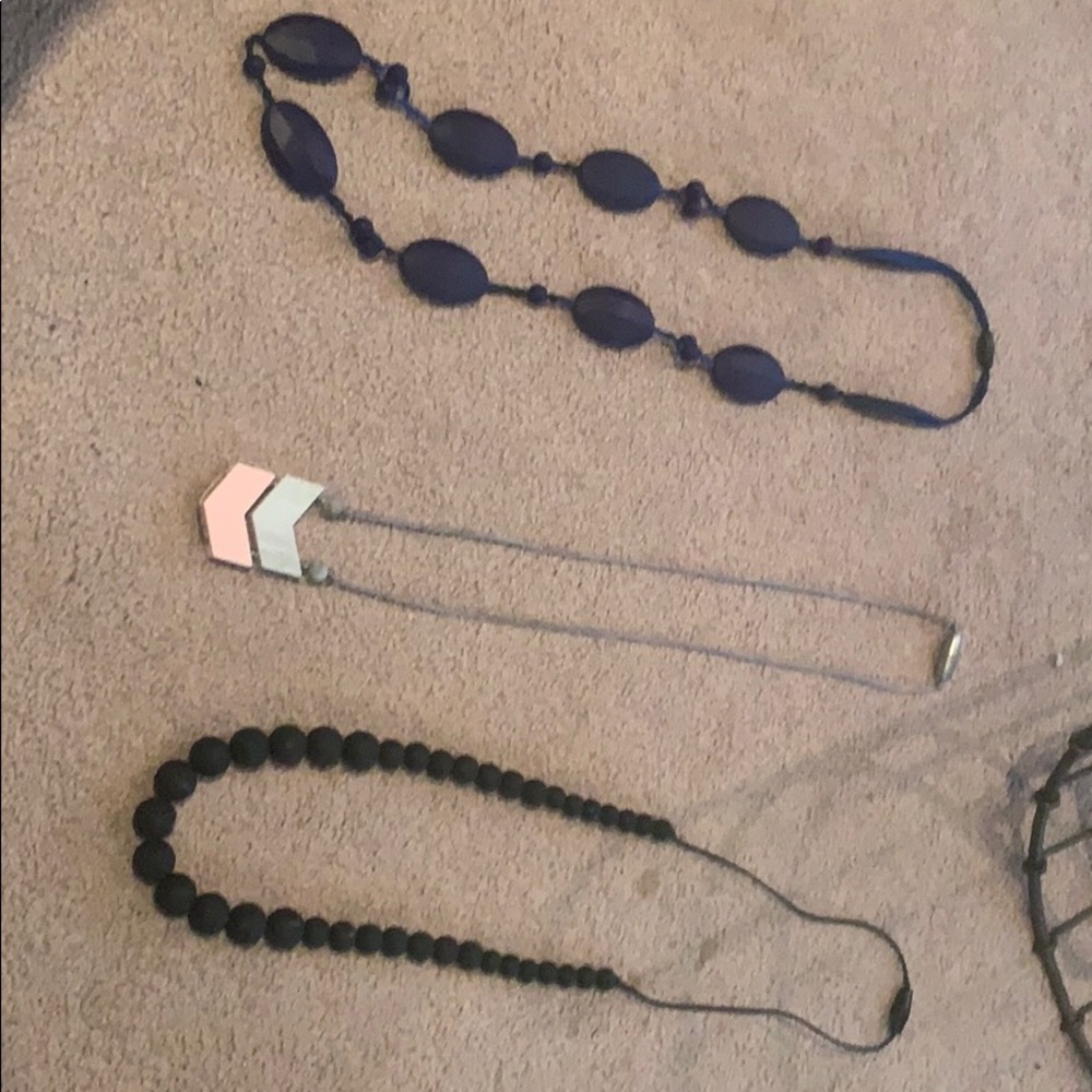 Teething necklaces